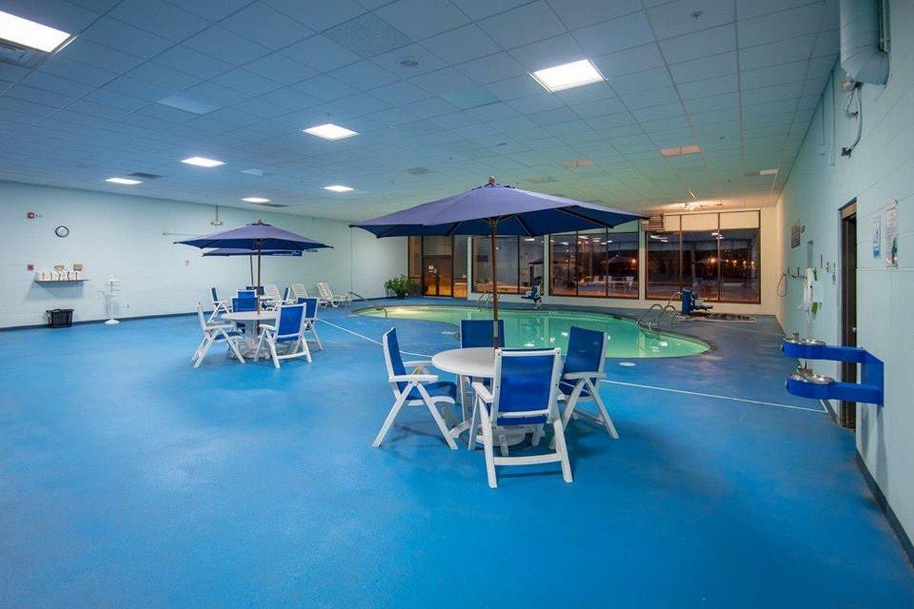 Ramada By Wyndham Cedar Rapids Hotel Kültér fotó