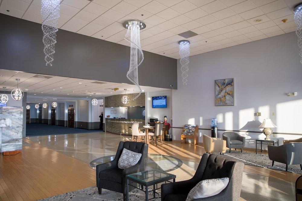 Ramada By Wyndham Cedar Rapids Hotel Kültér fotó